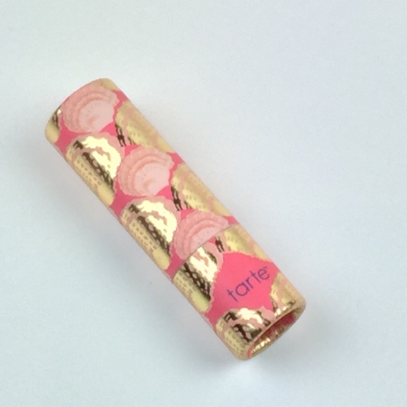 SOLD Tarte Bundle makeup wipes, lip, moisturizer - Picture 6 of 8